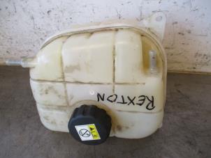 Used Expansion vessel Ssang Yong Rexton W 2.2 RX 220 E-XDI 16V 4WD Price on request offered by Autohandel-Smet Gebroeders NV