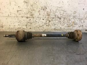 Used Drive shaft, rear left Ssang Yong Rexton W 2.2 RX 220 E-XDI 16V 4WD Price on request offered by Autohandel-Smet Gebroeders NV