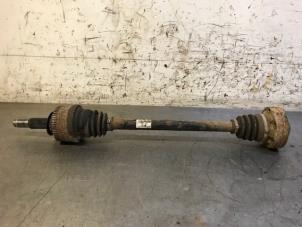 Used Drive shaft, rear right Ssang Yong Rexton W 2.2 RX 220 E-XDI 16V 4WD Price on request offered by Autohandel-Smet Gebroeders NV