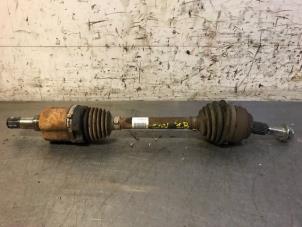 Used Front drive shaft, left Ford Transit Connect (PJ2) 1.5 TDCi ECOnetic Price on request offered by Autohandel-Smet Gebroeders NV