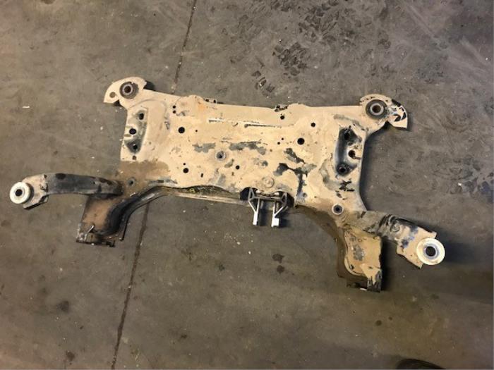 Used Subframe Ford Transit Connect (PJ2) 1.5 TDCi ECOnetic Price on request offered by Autohandel-Smet Gebroeders NV