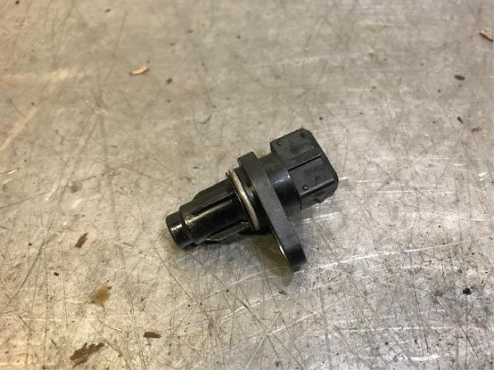 Begagnade Vevaxelsensor Hyundai i10 (B5) 1.0 12V Pris på förfrågan erbjuds av Autohandel-Smet Gebroeders NV