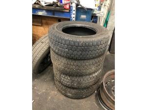 Used Tire set Mercedes Sprinter 3,5t (906.13/906.23) 315 CDI 16V Price on request offered by Autohandel-Smet Gebroeders NV