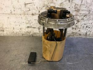 Usados Bomba eléctrica de combustible Opel Corsa D 1.3 CDTi 16V ecoFLEX Precio de solicitud ofrecido por Autohandel-Smet Gebroeders NV