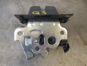 Used Tailgate lock stop Audi Q3 (8UB/8UG) 2.0 TDI 16V 177 Quattro Price on request offered by Autohandel-Smet Gebroeders NV