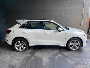 Used Front door 4-door, right Audi Q3 (F3B) 2.0 35 TDI 16V Quattro Price on request offered by Autohandel-Smet Gebroeders NV