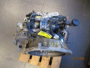 Used Gearbox Renault Trafic New (JL) Price on request offered by Autohandel-Smet Gebroeders NV