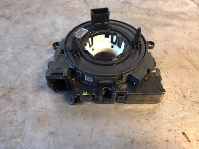 Capteur angle de braquage d'un Seat Leon (5FB) 1.6 TDI 16V 2019