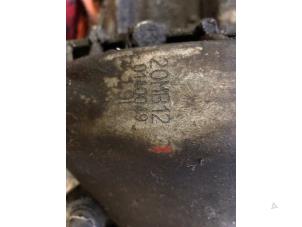 Getriebe van een Peugeot 807 2.0 HDi 16V 120 2006