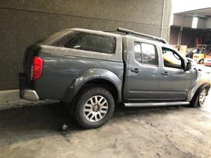 Used Loading container Nissan Navara (D40) 3.0 dCi V6 24V DPF 4x4 Price on request offered by Autohandel-Smet Gebroeders NV