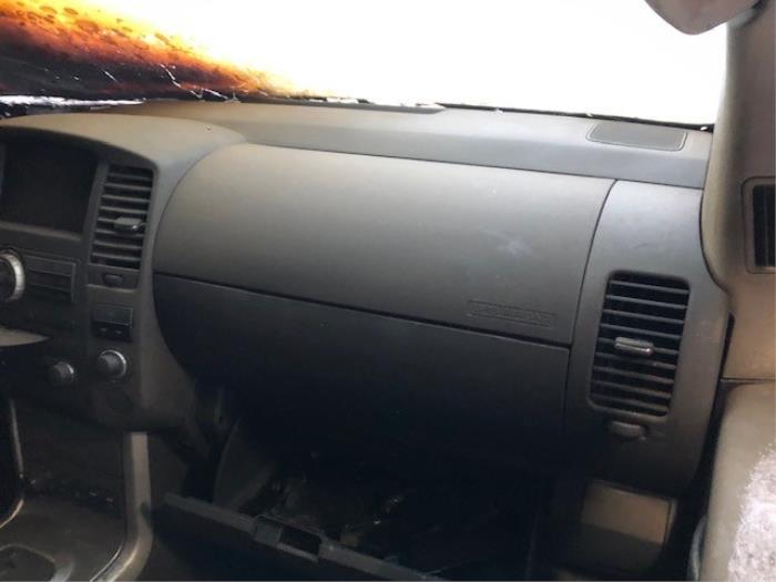 Airbag-Set + Armaturenbrett Nissan Navara 3.0 dCi V6 24V DPF 4x4 