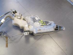 Usagé Réservoir Adblue Seat Leon Prix sur demande proposé par Autohandel-Smet Gebroeders NV