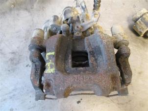 Used Rear brake calliper, left Landrover Discovery Sport L550 Price on request offered by Autohandel-Smet Gebroeders NV