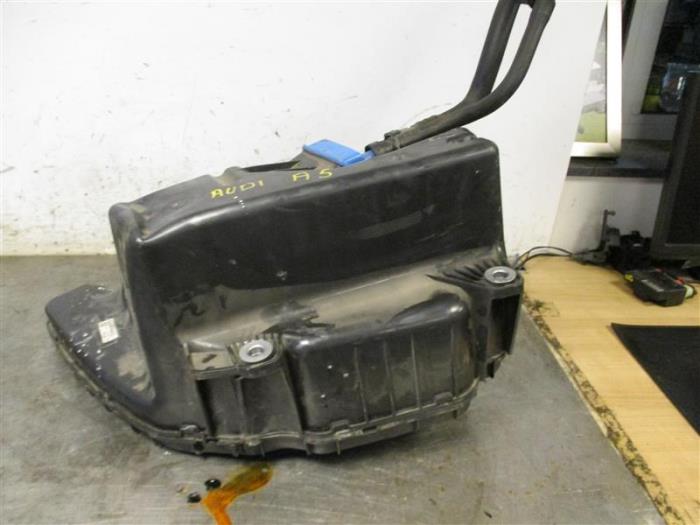 Adblue Tank Audi A5 Sportback 2.0 TDI Ultra 16V 181750708 DEUB