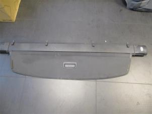 Used Rear blind Volkswagen Touareg (7PA/PH) 3.0 TDI V6 24V BlueMotion Technology DPF Price on request offered by Autohandel-Smet Gebroeders NV