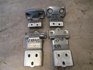 Used Set of hinges Peugeot Boxer (U9) 2.0 BlueHDi 130 Price on request offered by Autohandel-Smet Gebroeders NV