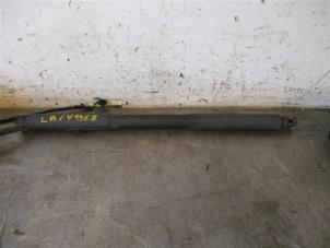 Used Set of tailgate gas struts BMW 3 serie Touring (F31) 320d 2.0 16V Price on request offered by Autohandel-Smet Gebroeders NV