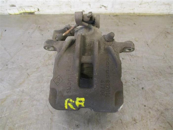 Rear brake calliper, right from a Renault Trafic Passenger (1JL/2JL/3JL/4JL) 1.6 dCi 125 Twin Turbo 2018