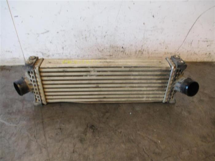 Usados Intercooler Ford Transit 2.0 TDCi 16V Eco Blue 130 Precio de solicitud ofrecido por Autohandel-Smet Gebroeders NV