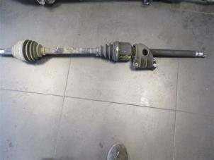 Used Front drive shaft, right Peugeot Boxer (U9) 2.2 HDi 120 Euro 4 Price on request offered by Autohandel-Smet Gebroeders NV
