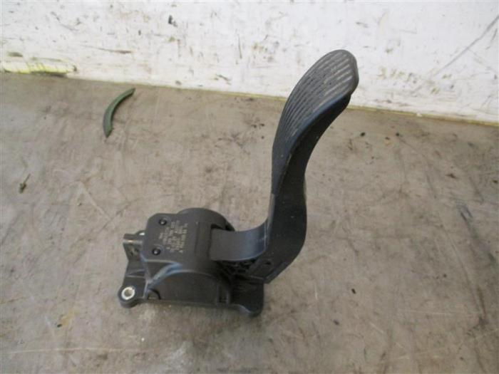 Gebrauchte Gaspedalposition Sensor Volkswagen Crafter 2.0 TDI 16V Preis auf Anfrage angeboten von Autohandel-Smet Gebroeders NV