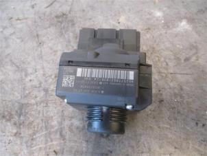 Used Ignition switch contact block Volkswagen Crafter 2.0 TDI 16V Price on request offered by Autohandel-Smet Gebroeders NV