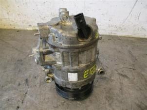 Used Air conditioning pump Volkswagen Crafter 2.5 TDI 30/32/35/46/50 Price on request offered by Autohandel-Smet Gebroeders NV