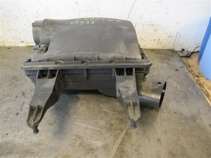 Gebrauchte Luftfiltergehäuse Volkswagen Crafter 2.5 TDI 30/32/35/46/50 Preis auf Anfrage angeboten von Autohandel-Smet Gebroeders NV
