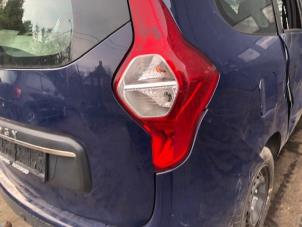 Used Taillight, right Dacia Lodgy (JS) 1.5 Blue dCi 95 Price on request offered by Autohandel-Smet Gebroeders NV