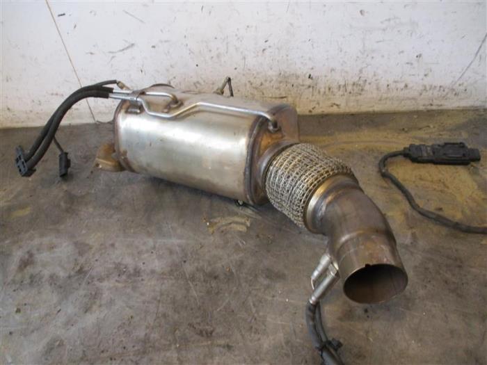 Catalytic converters with part number 8585292 stock