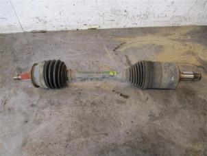 Used Front drive shaft, left Mercedes B (W245,242) 2.0 B-180 CDI 16V Price on request offered by Autohandel-Smet Gebroeders NV