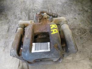 Used Rear brake calliper, right Opel Combo Cargo 1.5 CDTI 100 Price on request offered by Autohandel-Smet Gebroeders NV