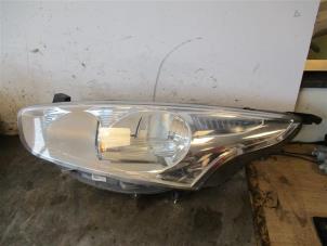 Used Headlight, left Ford B-Max (JK8) 1.0 EcoBoost 12V 100 Price on request offered by Autohandel-Smet Gebroeders NV