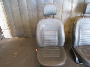 Used Seat, right Dacia Lodgy (JS) 1.2 TCE 16V Price on request offered by Autohandel-Smet Gebroeders NV