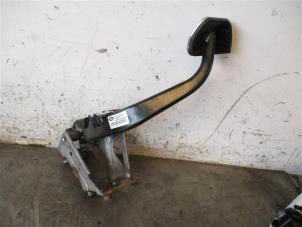Used Clutch pedal Landrover Range Rover Sport (LW) 3.0 TDV6 Price on request offered by Autohandel-Smet Gebroeders NV