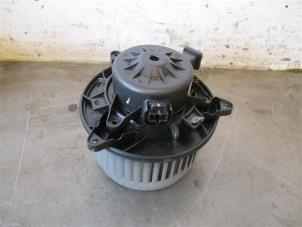Used Heating and ventilation fan motor Chevrolet Cruze SW 1.7 D 110 Price on request offered by Autohandel-Smet Gebroeders NV