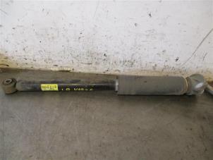 Used Rear shock absorber, left Chevrolet Cruze SW 1.7 D 110 Price on request offered by Autohandel-Smet Gebroeders NV