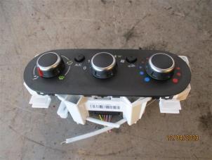 Used Air conditioning control panel Renault Trafic Passenger (1JL/2JL/3JL/4JL) 2.0 dCi 16V 145 Price on request offered by Autohandel-Smet Gebroeders NV