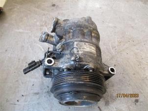 Used Air conditioning pump Mercedes E (W213) E-200d 2.0 Turbo 16V Price on request offered by Autohandel-Smet Gebroeders NV