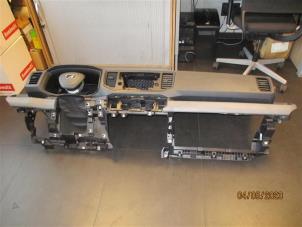 Used Airbag set + dashboard Volkswagen Crafter (SY) 2.0 TDI Price on request offered by Autohandel-Smet Gebroeders NV