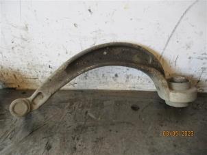Used Front wishbone, left Audi A4 Avant (B8) Price on request offered by Autohandel-Smet Gebroeders NV