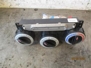 Used Air conditioning control panel Hyundai i10 (F5) 1.1i 12V Price on request offered by Autohandel-Smet Gebroeders NV