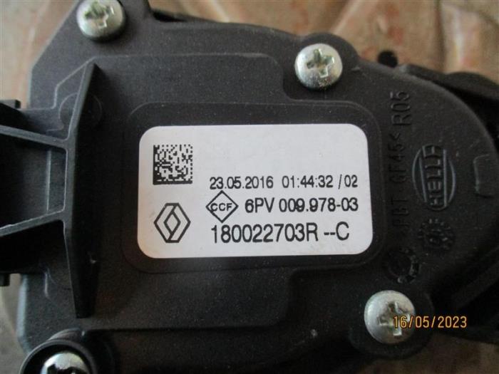 Czujnik polozenia pedalu gazu z Dacia Duster (HS) 1.2 TCE 16V 2016