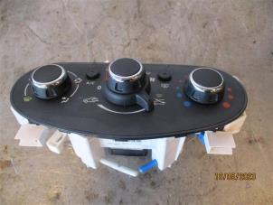 Used Air conditioning control panel Dacia Duster (HS) 1.2 TCE 16V Price on request offered by Autohandel-Smet Gebroeders NV