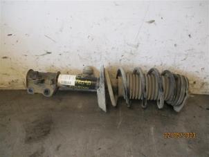 Used Fronts shock absorber, left Fiat Fiorino (225) Price on request offered by Autohandel-Smet Gebroeders NV