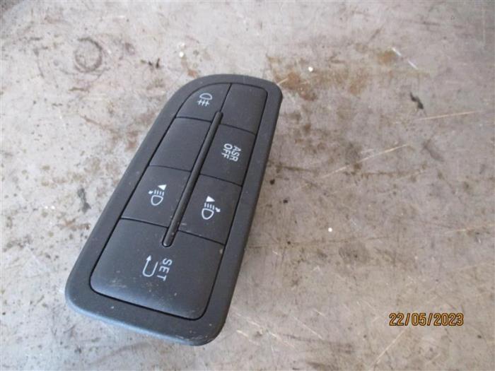 Light switch from a Fiat Fiorino (225)  2020