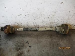 Used Drive shaft, rear right Audi Q5 (8RB) Price on request offered by Autohandel-Smet Gebroeders NV