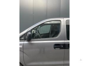 Used Door 4-door, front left Hyundai H-300 2.5 CRDi Price on request offered by Autohandel-Smet Gebroeders NV