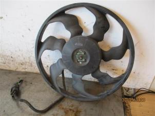 Used Fan motor Hyundai iX20 (JC) 1.4i 16V LPG Price on request offered by Autohandel-Smet Gebroeders NV