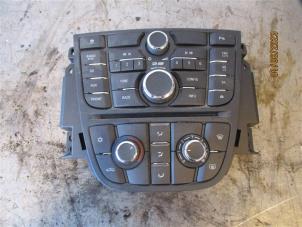 Used Air conditioning control panel Opel Meriva Price on request offered by Autohandel-Smet Gebroeders NV